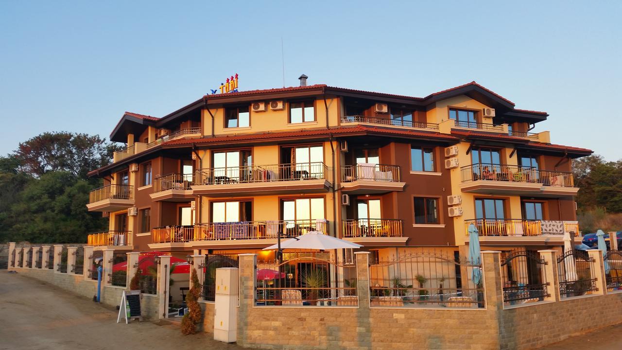 Taai Hotel Sozopol Exterior foto